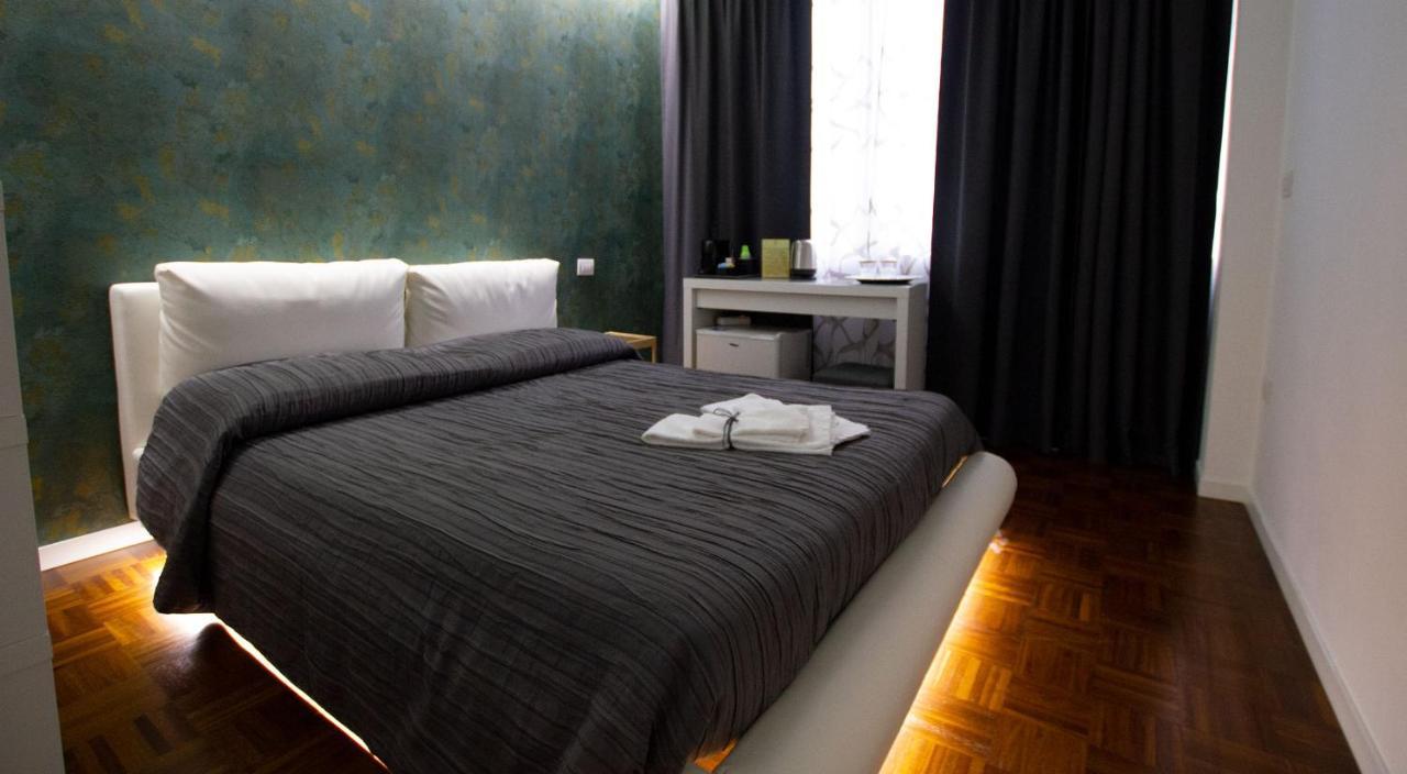 Hotel Moro 34 à Bari Extérieur photo